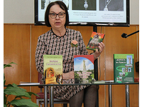 Факты, книги и прекрасное пение